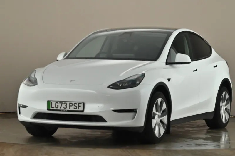 Tesla Model Y Y Hatchback Long Range Awd White