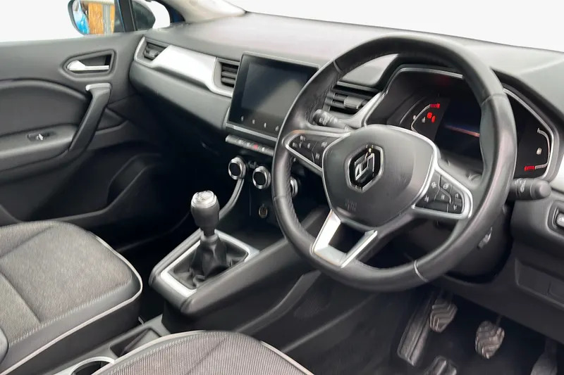 Renault Captur 1.3 Mild Hybrid 140 Techno DF72BYL Black #6