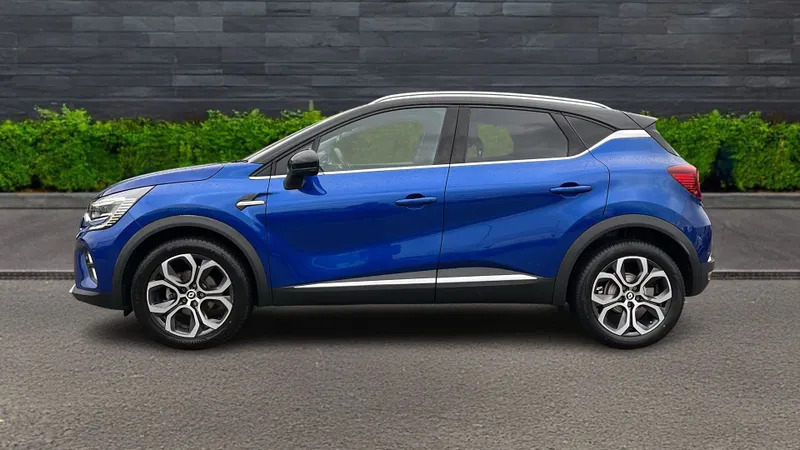 Renault Captur 1.3 Mild Hybrid 140 Techno DF72BYL Black #4