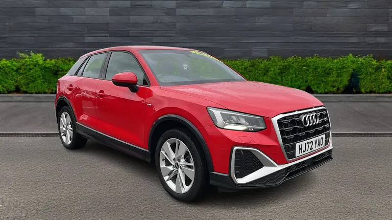 Audi Q2 35 Tfsi S Line S Tronic Red