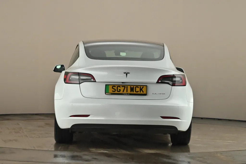 Tesla Model Y Long Range Awd  #4