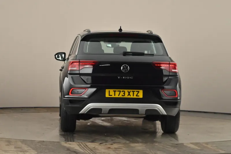 Volkswagen T-Roc Hatchback 1.0 Tsi Life LT73XTZ Black #4