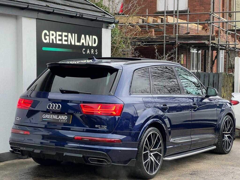Audi Q7 Suv #2