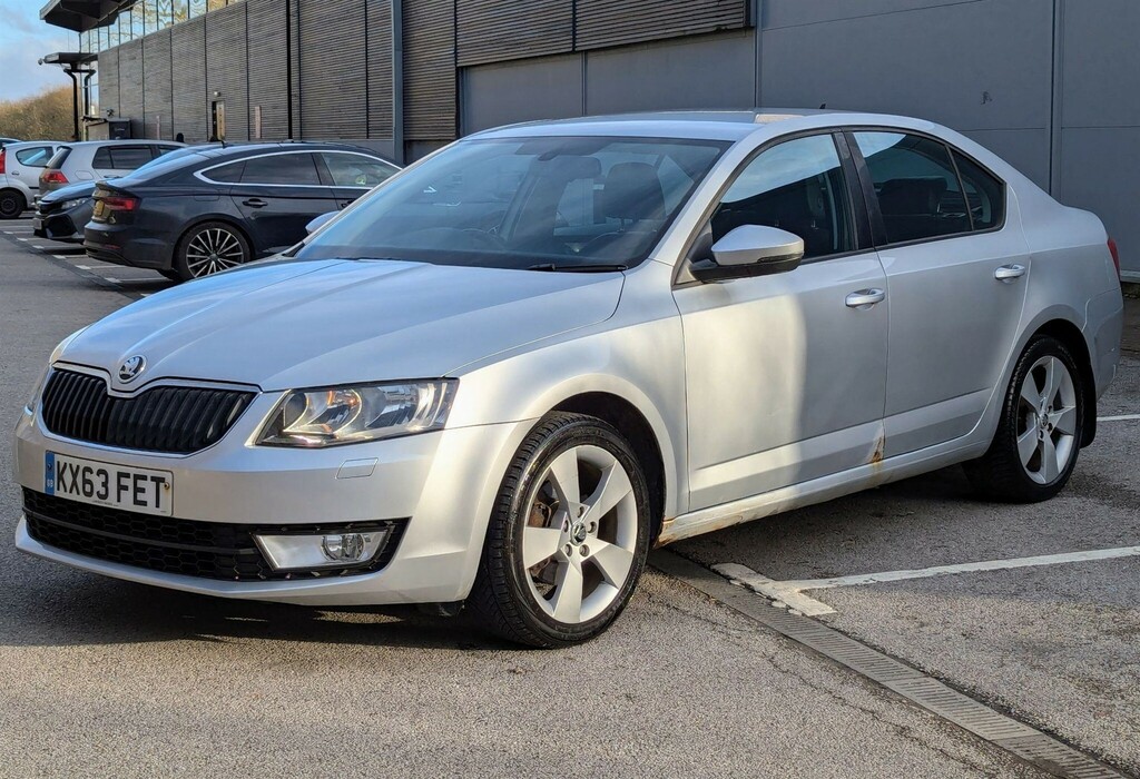 Skoda Octavia 2.0 Tdi Elegance Euro 5 Ss KX63FET  #4