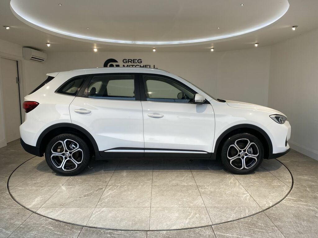 MG ZS 1.5 Hybrid Se White #4