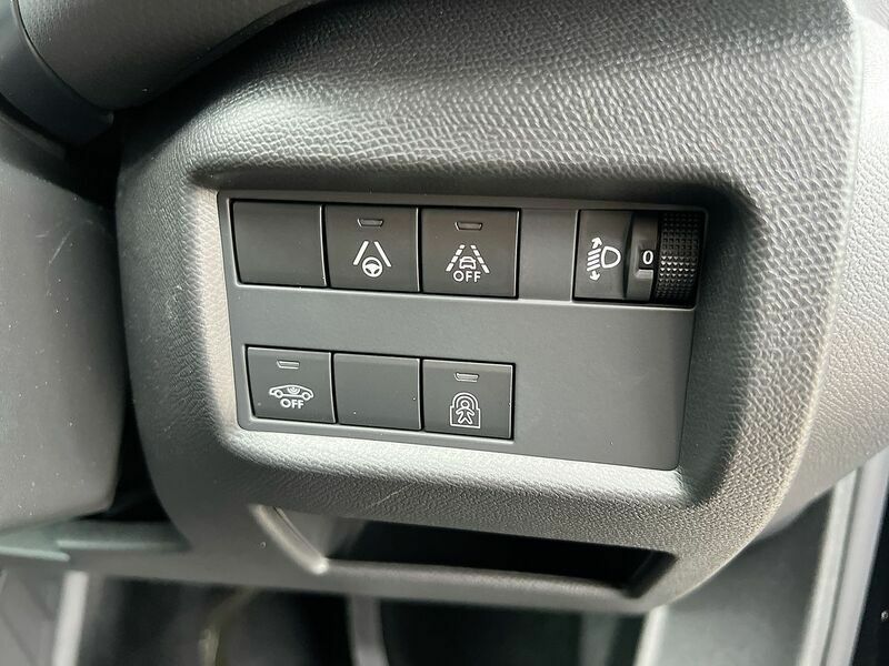 Citroen C5 1.5D Max Edition White #42