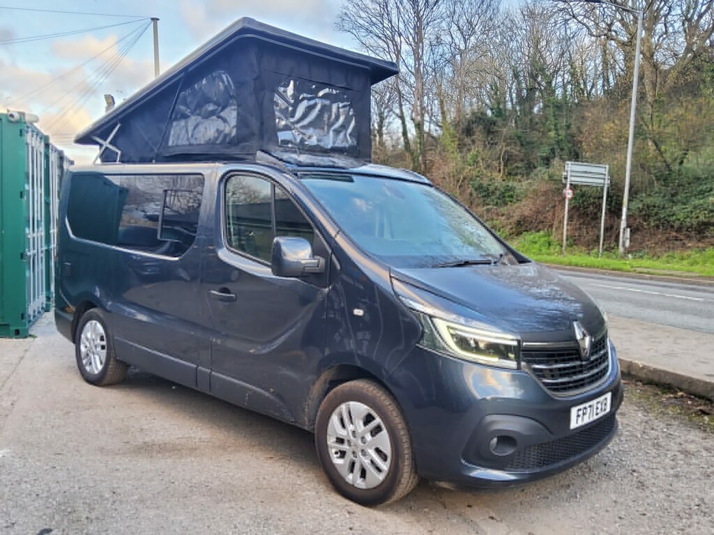 Renault Trafic Camper Van 2.0 Sl28 Energy Dci 145 Sport My19 202 Grey
