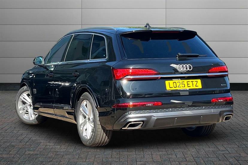 Audi Q7 45 Tdi Quattro S Line Tiptronic Tech Pack LO25ETZ Black #3