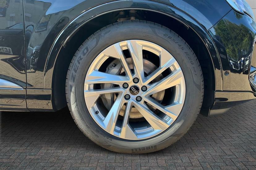 Audi Q7 45 Tdi Quattro S Line Tiptronic Tech Pack LO25ETZ Black #5