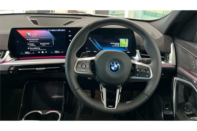 BMW iX2 150Kw Edrive20 Shadow Edition 65Kwh LS75GUD White #5