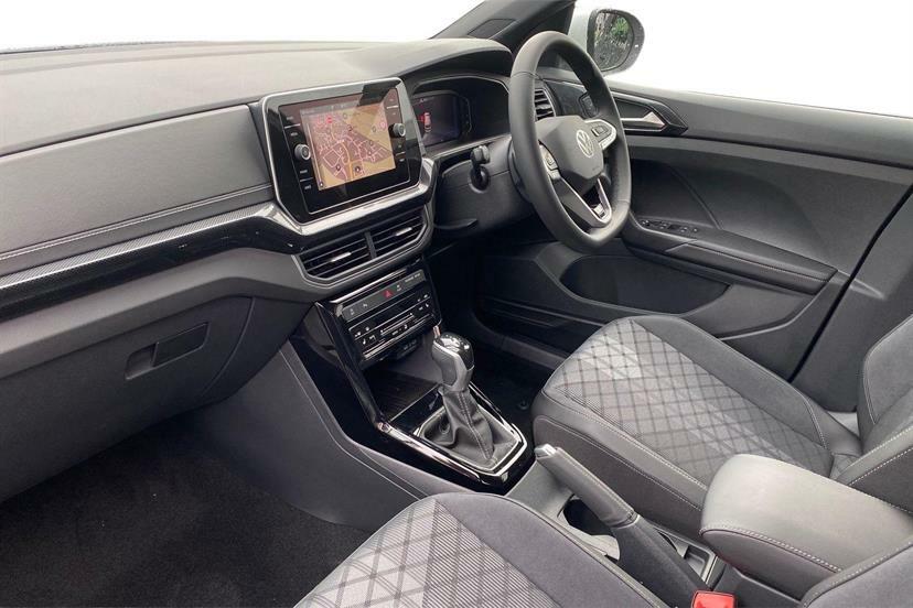Volkswagen T-Cross 1.0 Tsi 115 R-line DK75YLR White #2
