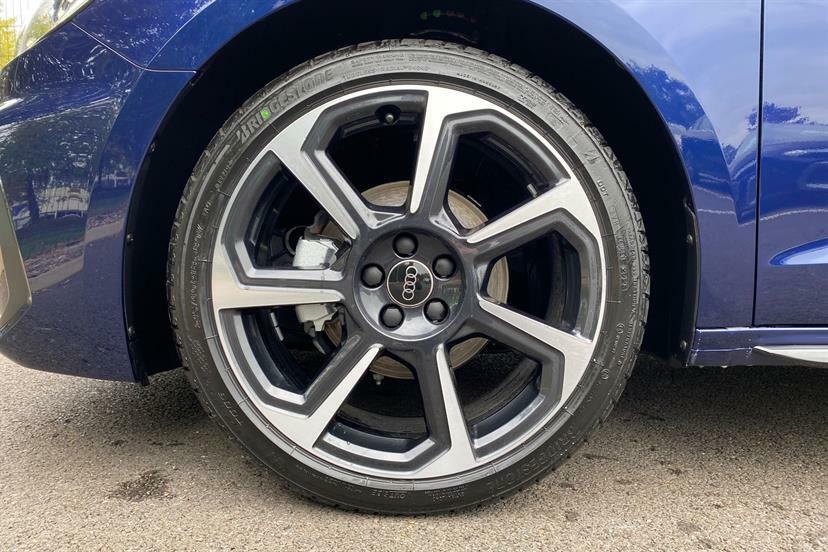 Audi A1 30 Tfsi Black Edition S Tronic Tech Pack WU75FDN Blue #5
