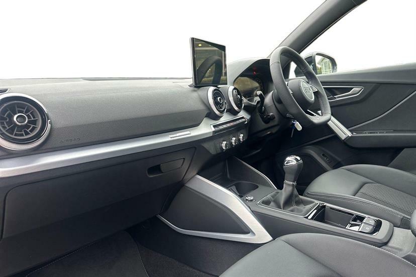 Audi Q2 30 Tfsi 116 Black Edition MJ75GKC Grey #2