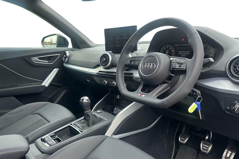Audi Q2 30 Tfsi 116 Black Edition MJ75GKC Grey #6
