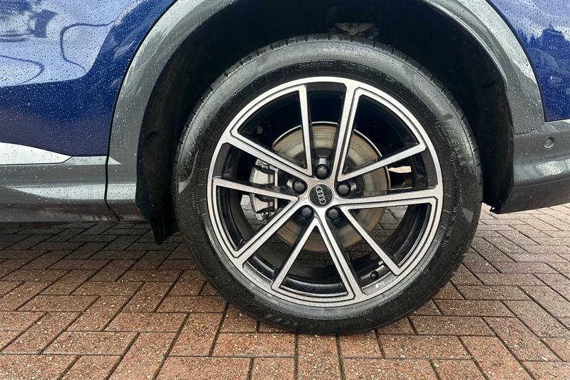 Audi Q5 2.0 Tdi Quattro Launch Edition S Tronic ML75TZJ Blue #5