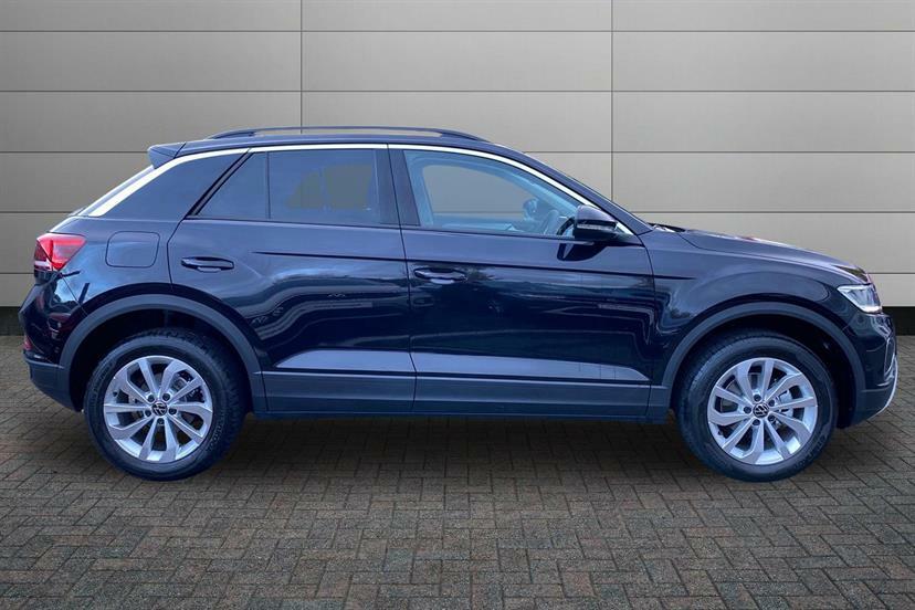 Volkswagen T-Roc 1.5 Tsi Match Dsg WU75EGV Black #4