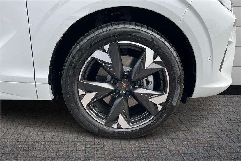 Cupra Terramar 1.5 Ehybrid 204 V2 Dsg AY75UDT White #5
