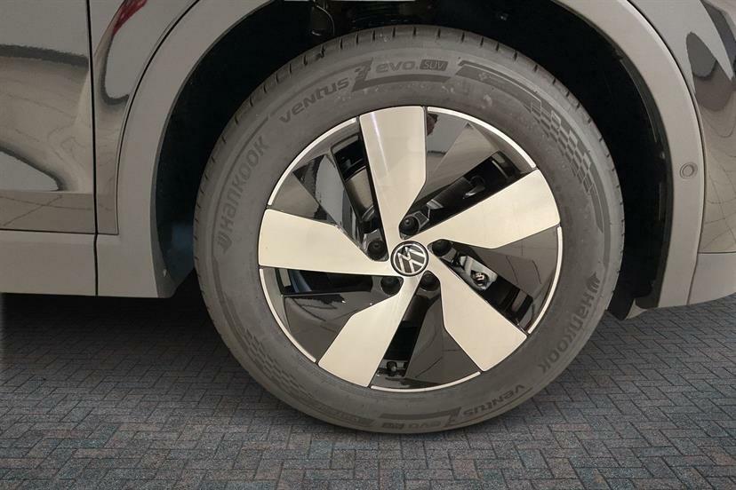 Volkswagen Tiguan 1.5 Etsi 150 Match Dsg EK75PHZ Black #5