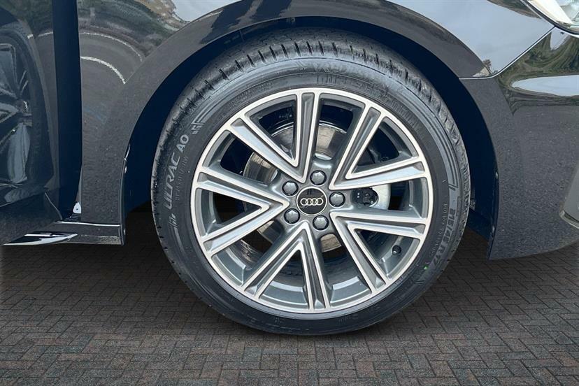 Audi A1 30 Tfsi S Line S Tronic Tech Pack LR75YTZ Black #5
