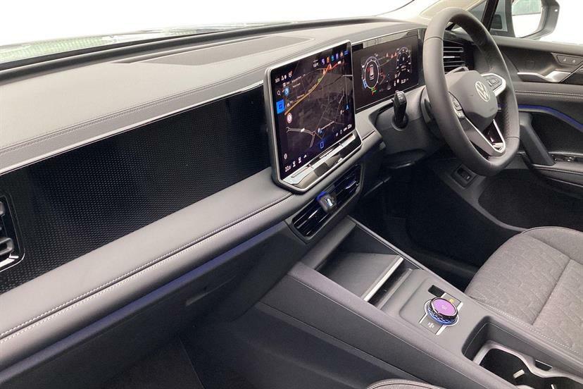 Volkswagen Tiguan 1.5 Etsi 150 Match Dsg EJ75BZW Silver #2