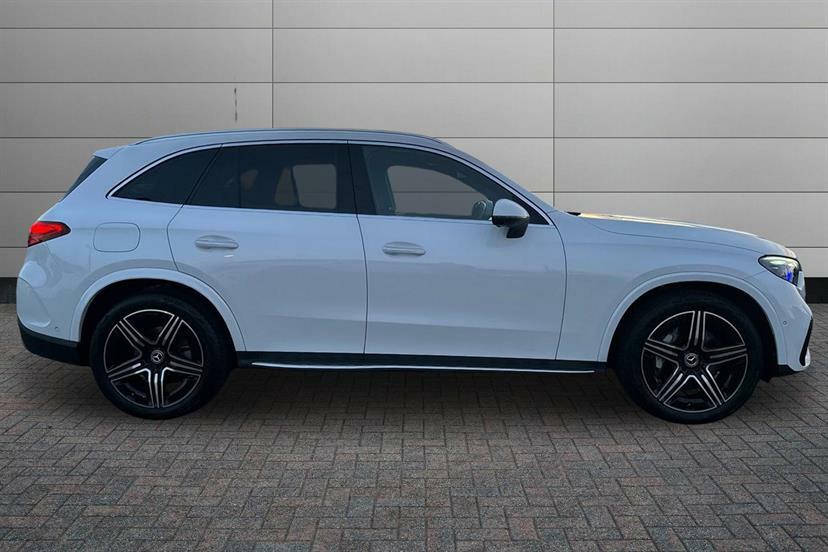 Mercedes-Benz GLC Class 300D 4Matic Amg Line Premium 9G-tronic White #3