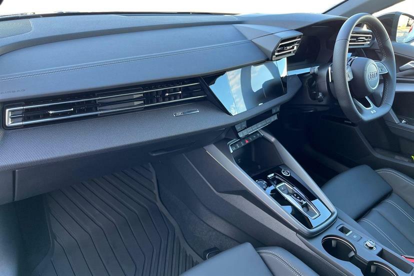 Audi A3 2.0 Tdi 150 Black Edition S Tronic AO75KGE Blue #2