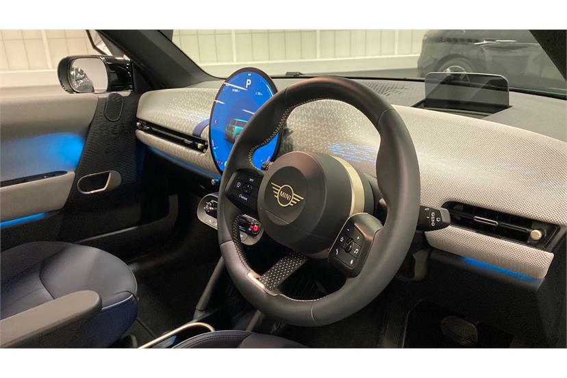Mini Hatch 135Kw E Exclusive Level 1 41Kwh Green #6