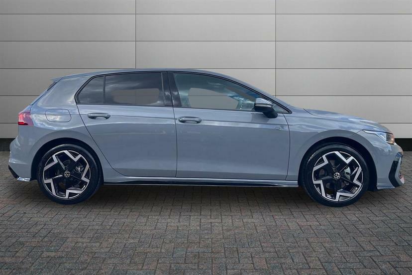 Volkswagen Golf 1.5 Etsi 150 R-line Dsg DE75JMX Black #4