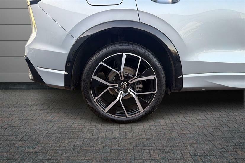 Volkswagen Tiguan 1.5 Etsi 150 R-line Dsg DE75FTA Silver #5