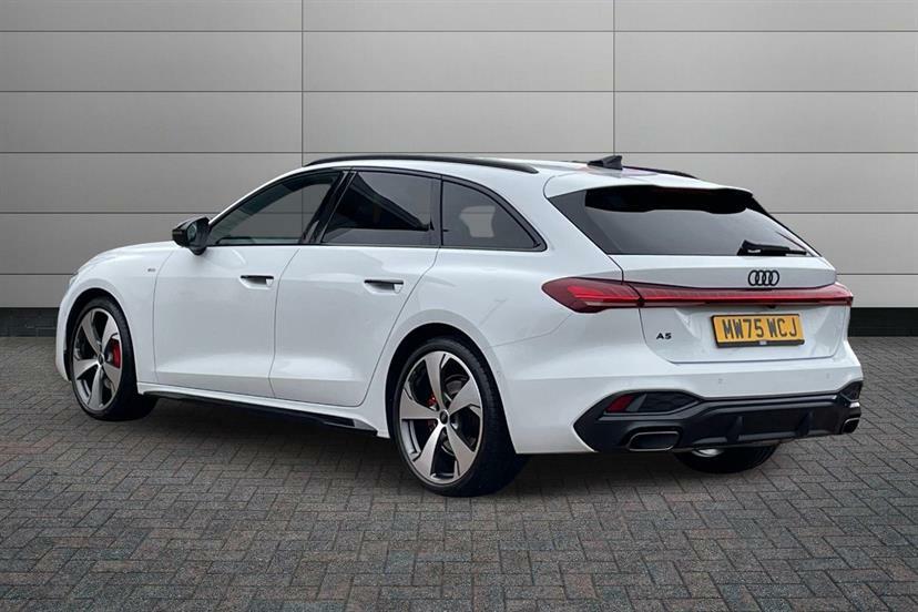 Audi A5 2.0 Tfsi 204 Edition 1 S Tronic MW75WCJ White #3