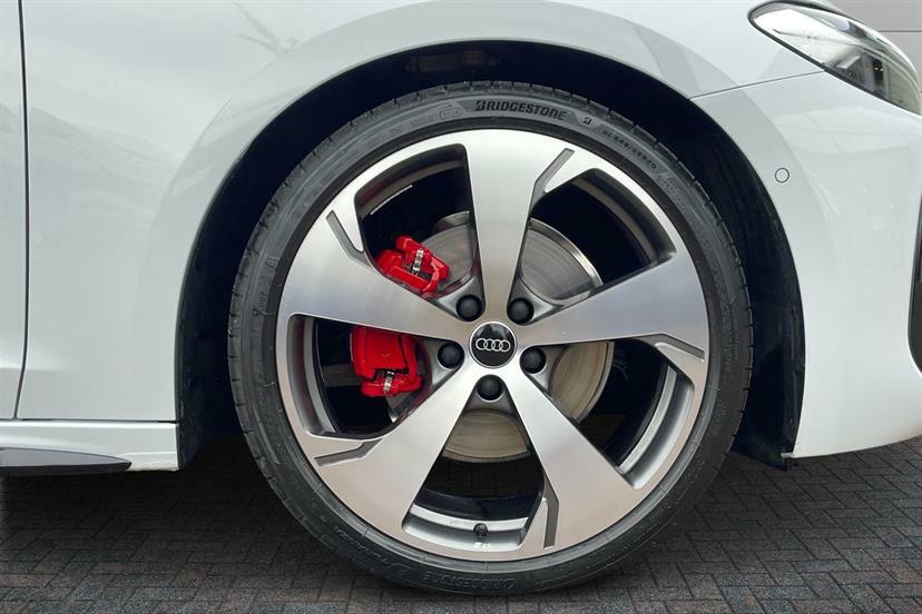 Audi A5 2.0 Tfsi 204 Edition 1 S Tronic MW75WCJ White #5