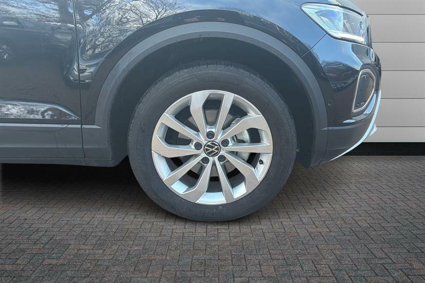 Volkswagen T-Roc 1.5 Tsi Match Dsg AF75YWA Black #5