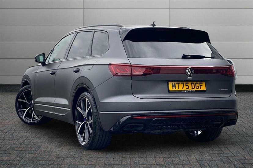 Volkswagen Touareg 3.0 V6 Tsi Ehybrid 4Motion R Tip MT75DGF Grey #3