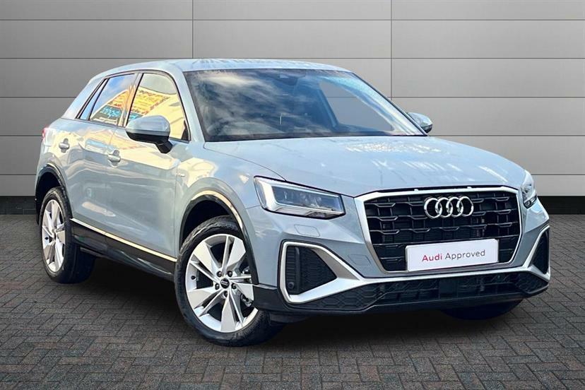 Audi Q2 35 Tfsi S Line S Tronic Cs Grey
