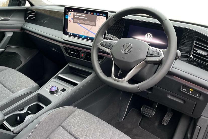 Volkswagen Tiguan 1.5 Etsi 150 Match Dsg GL75TPU Black #6