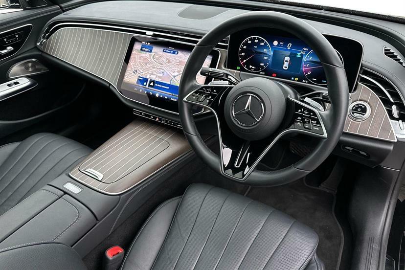 Mercedes-Benz E Class E200 Exclusive Premium 9G-tronic KP25GPY Black #5