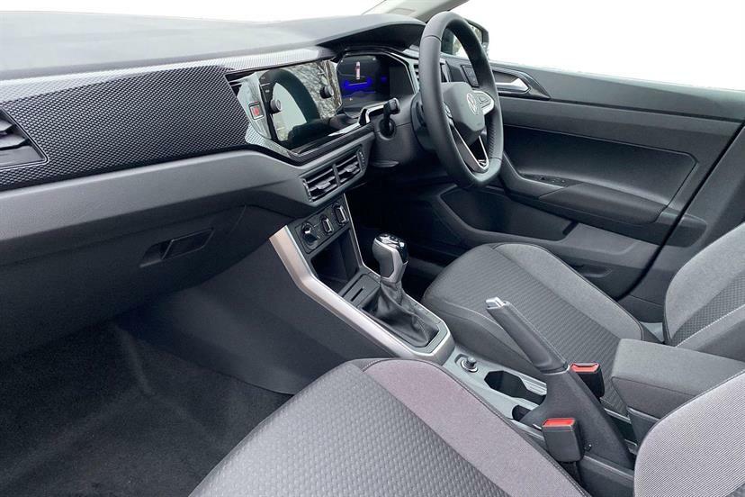 Volkswagen Polo 1.0 Tsi Match Dsg DP75VWH Black #2