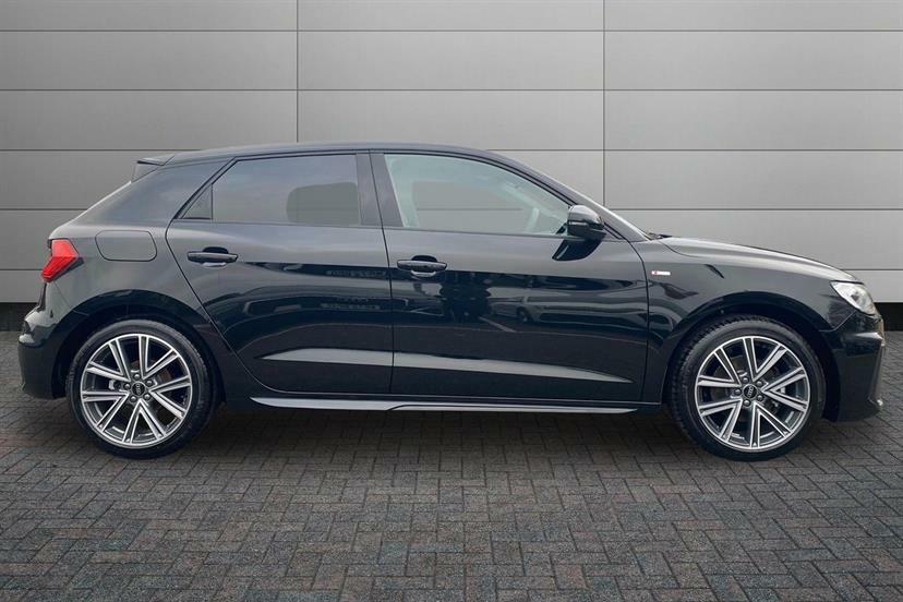 Audi A1 30 Tfsi S Line S Tronic WU75EXV Black #4