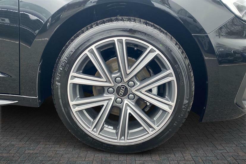 Audi A1 30 Tfsi S Line S Tronic WU75EXV Black #5