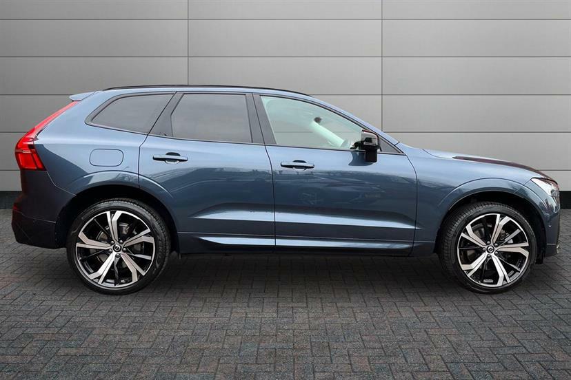 Volvo XC60 2.0 B5p Ultimate Dark Awd Geartronic AY72GVP Grey #4
