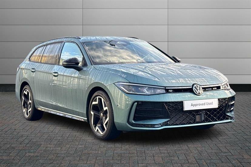Volkswagen Passat 1.5 Etsi R-line Dsg Green