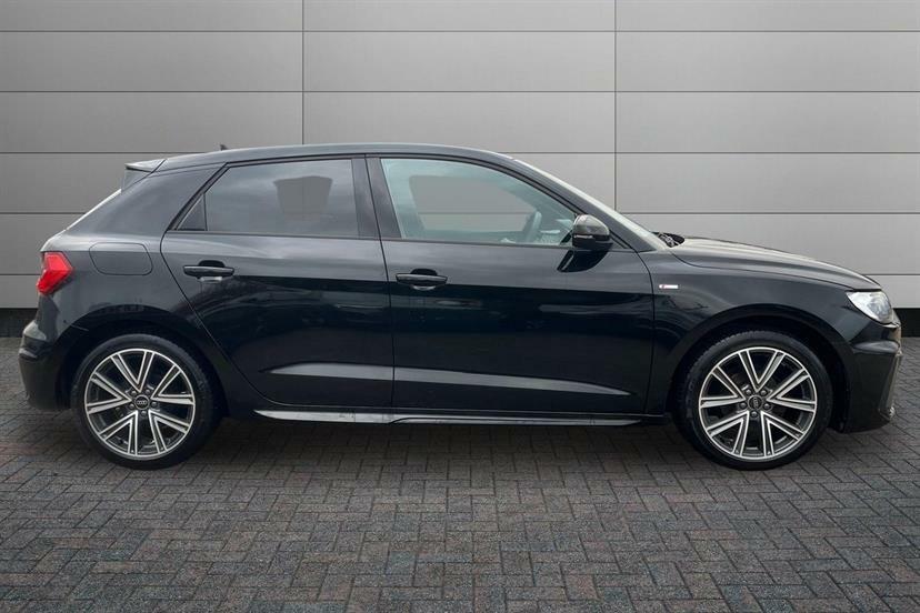 Audi A1 25 Tfsi S Line S Tronic EJ74HGO Black #4