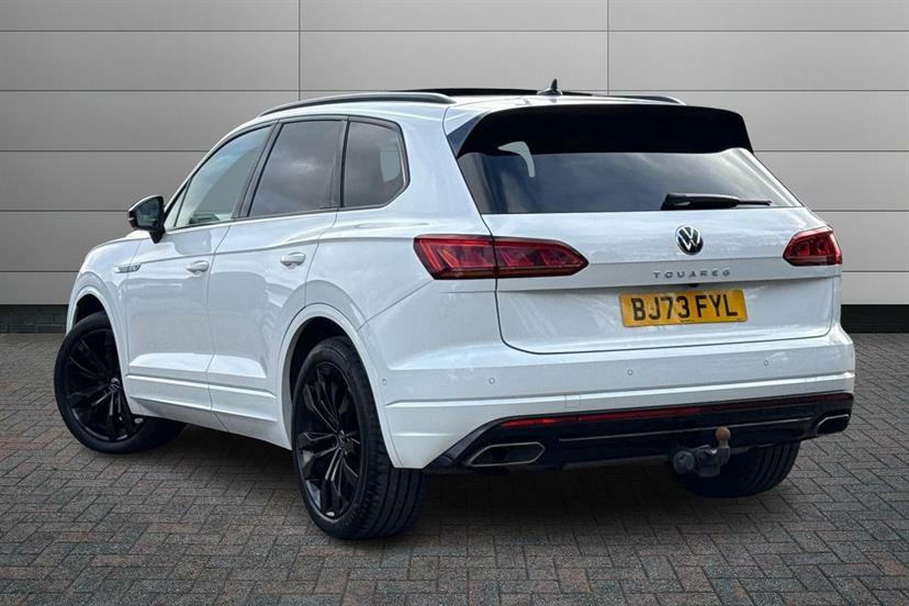 Volkswagen Touareg 3.0 V6 Tdi 4Motion Black Edition Tip BJ73FYL White #3