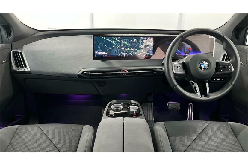 BMW iX 300Kw Xdrive45 M Sport 101Kwh EF75DDX Black #4