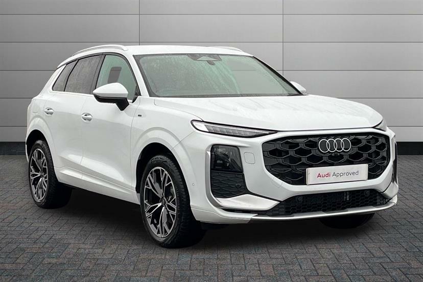 Audi Q3 1.5 E-hybrid S Line S Tronic White