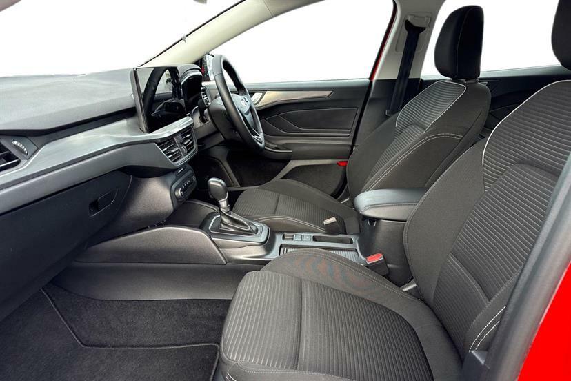 Ford Focus 1.0 Ecoboost Hybrid Mhev Titanium OW72TGV Red #2