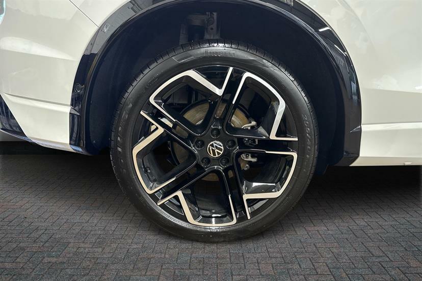 Volkswagen Tiguan 1.5 Etsi 150 R-line Dsg GL75KWF White #5