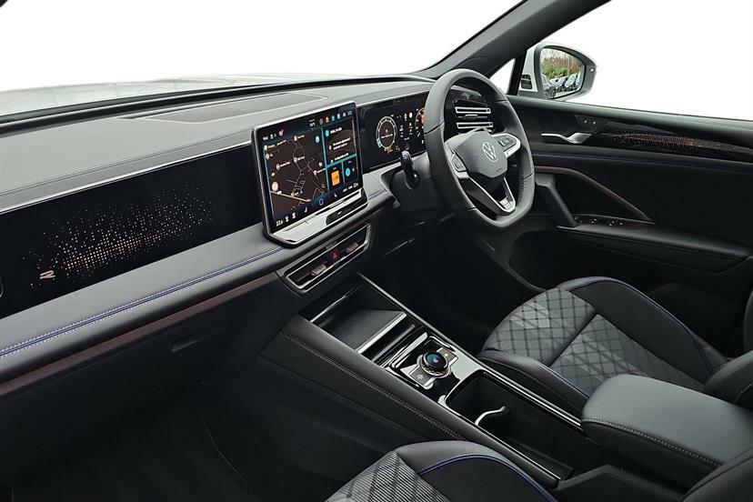 Volkswagen Tiguan 1.5 Etsi 150 R-line Dsg DF75VKN White #2