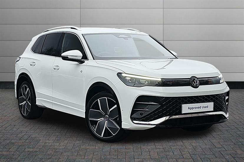 Volkswagen Tiguan 1.5 Etsi 150 R-line Dsg White