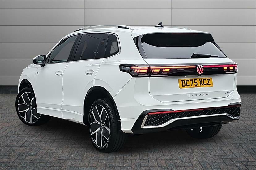 Volkswagen Tiguan 1.5 Etsi 150 R-line Dsg DC75XCZ White #3